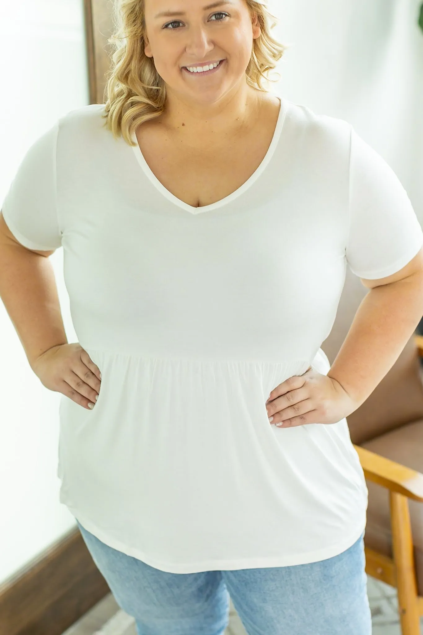 IN STOCK Sarah Ruffle Short Sleeve - Ivory | Women's Top