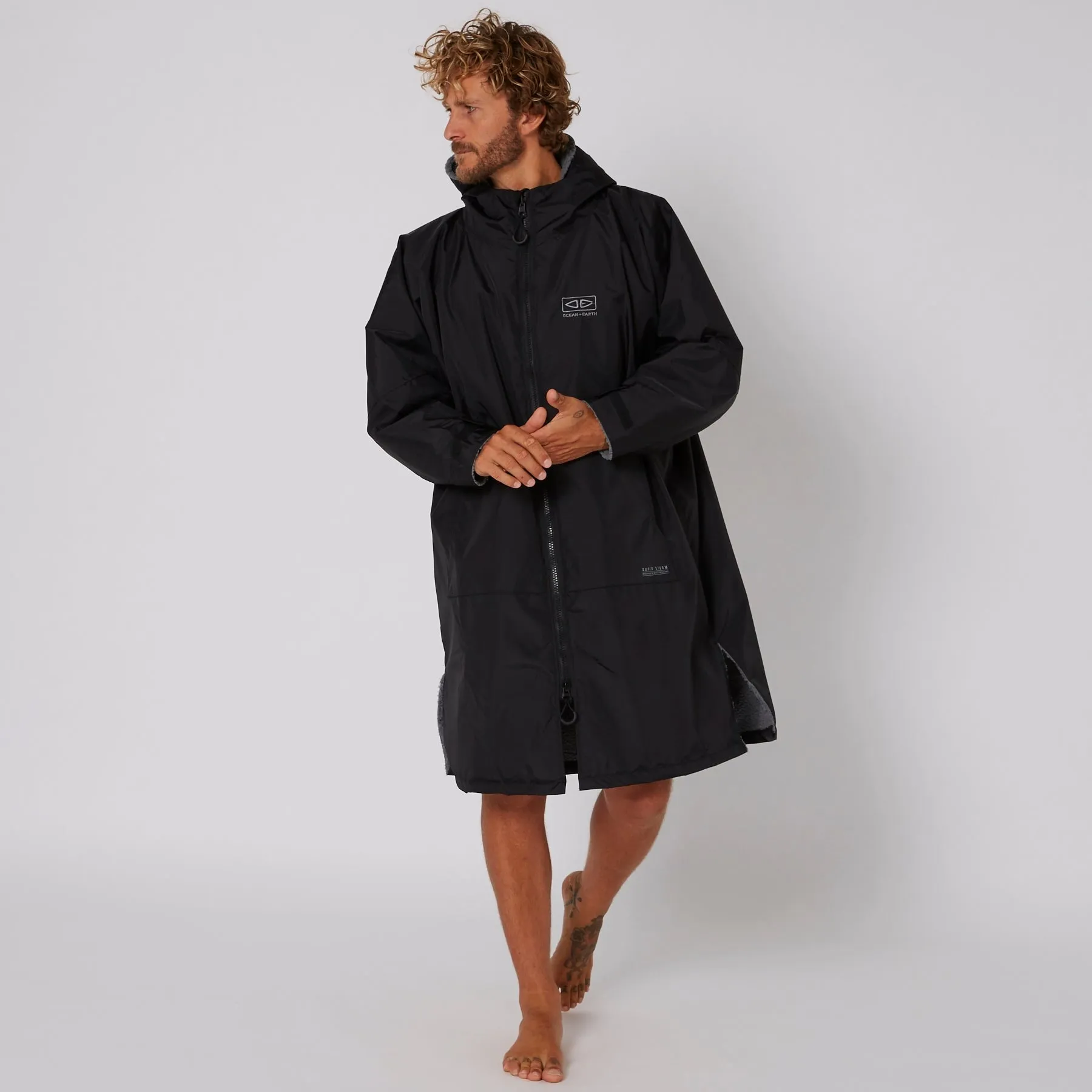 O&E Super Storm Hooded Poncho