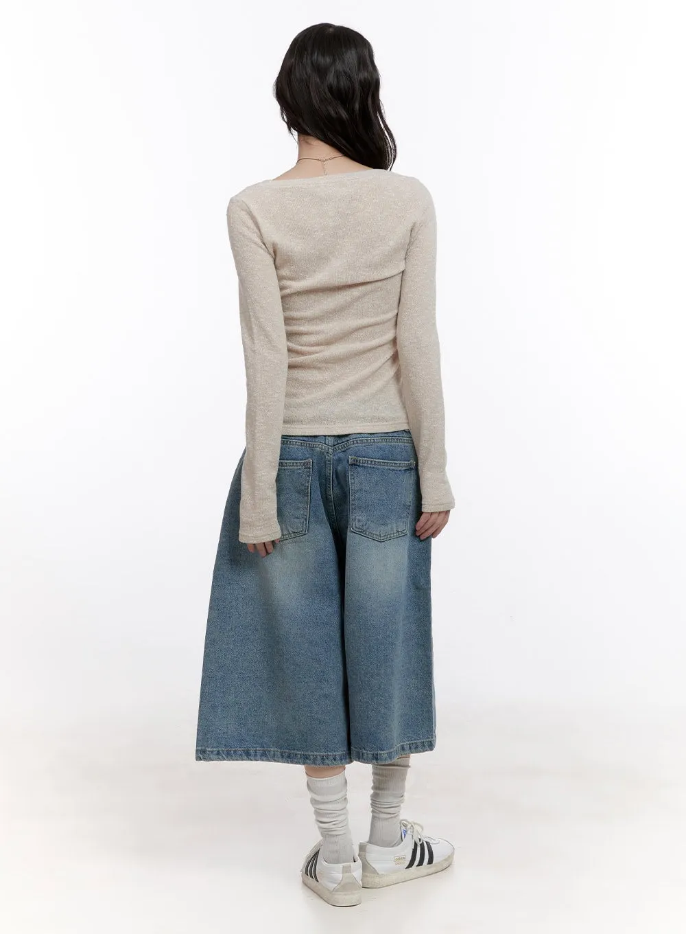 Relaxed-Fit Bermuda Denim Pants CF512