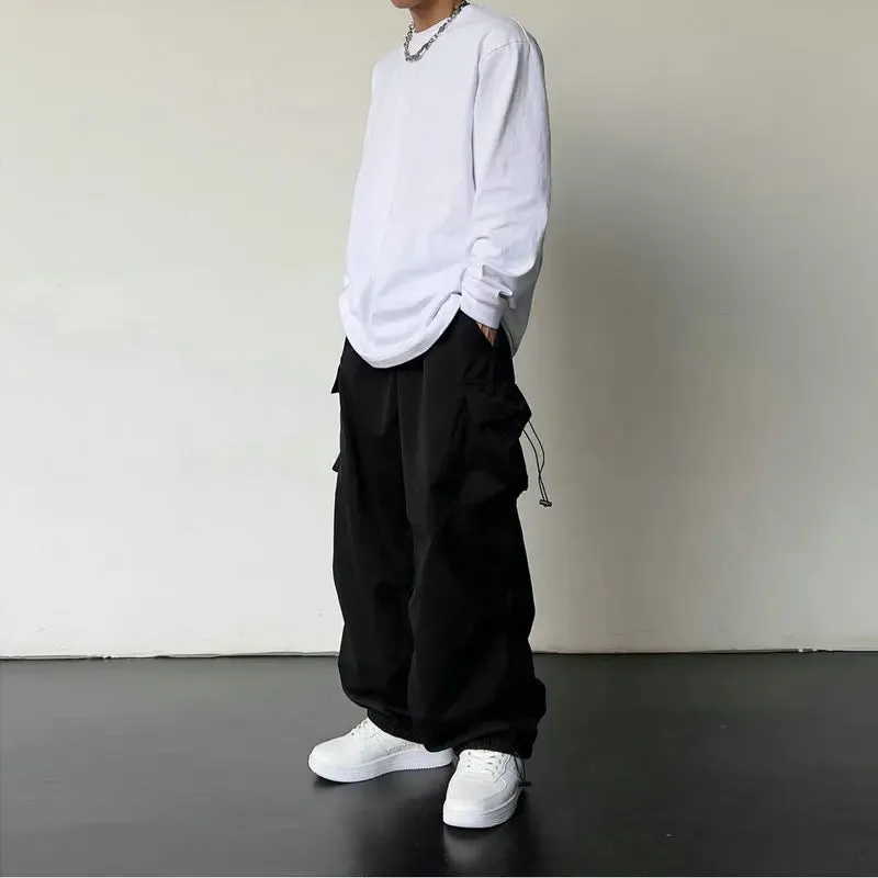 Relaxed Fit Wide-Leg Cargo Pants