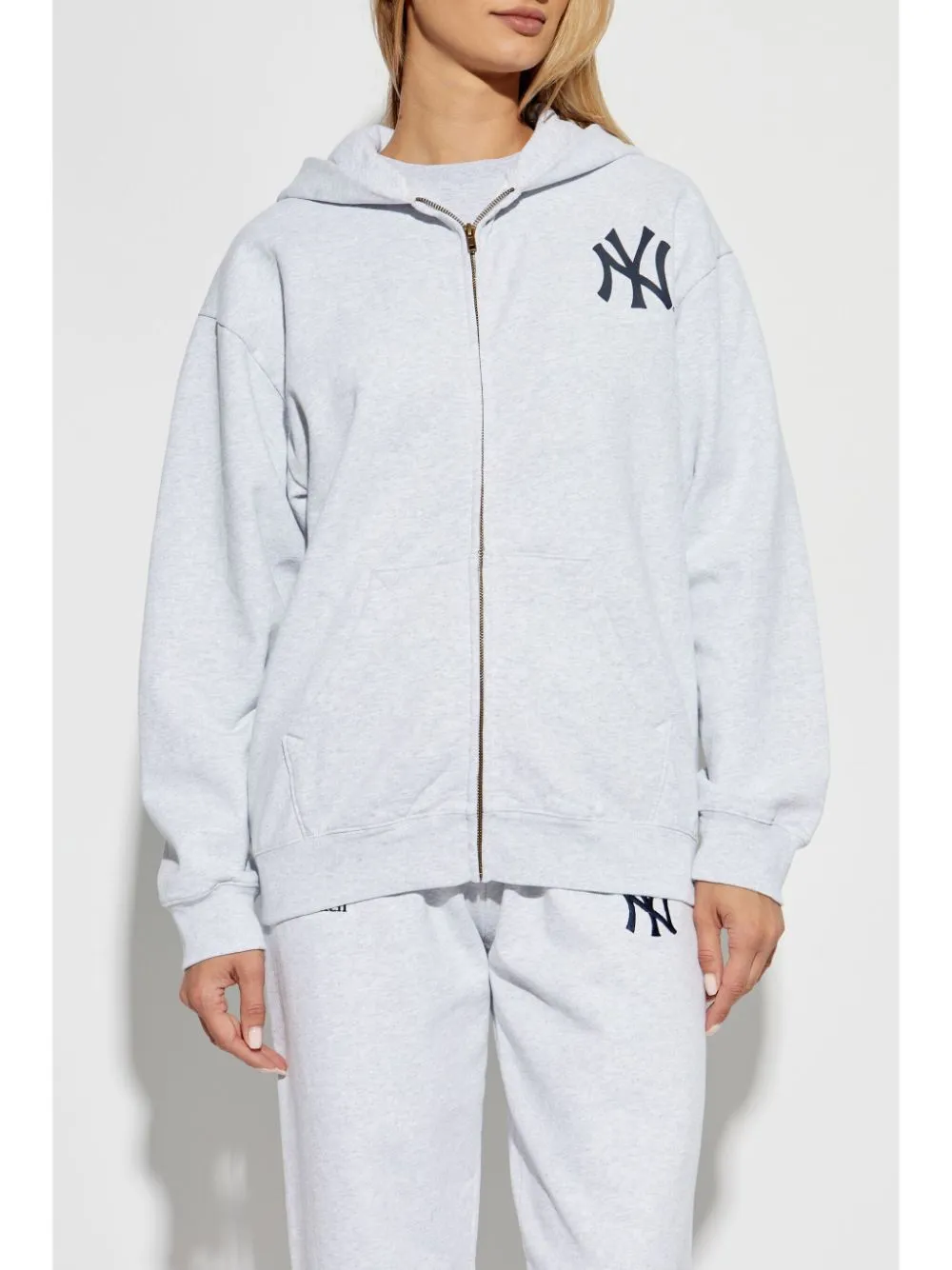 x New Era hoodie